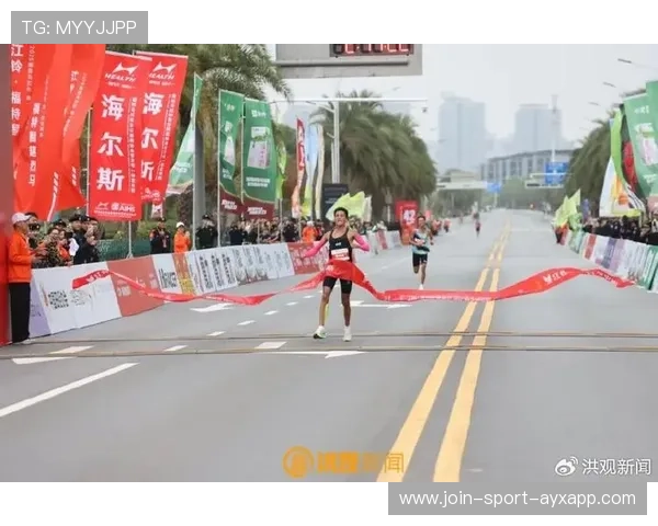 马拉松冠军冲刺时双腿颤抖，仍坚持冲线感动世界